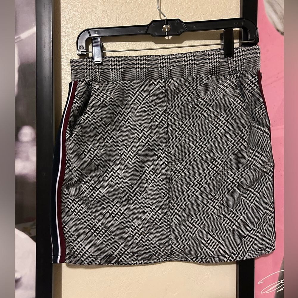 Gray skirt